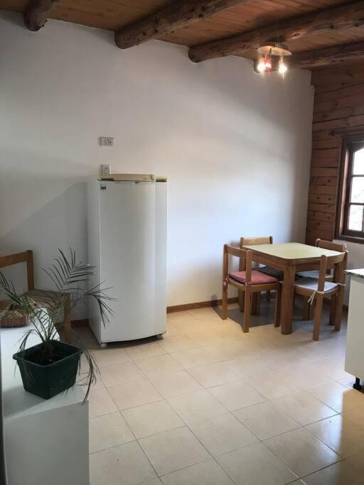 Pequena Casa De Troncos, Detras De Casa Principal No Trabajo Con Tarjeta De Credito ปูแอร์โตมาดริน ภายนอก รูปภาพ