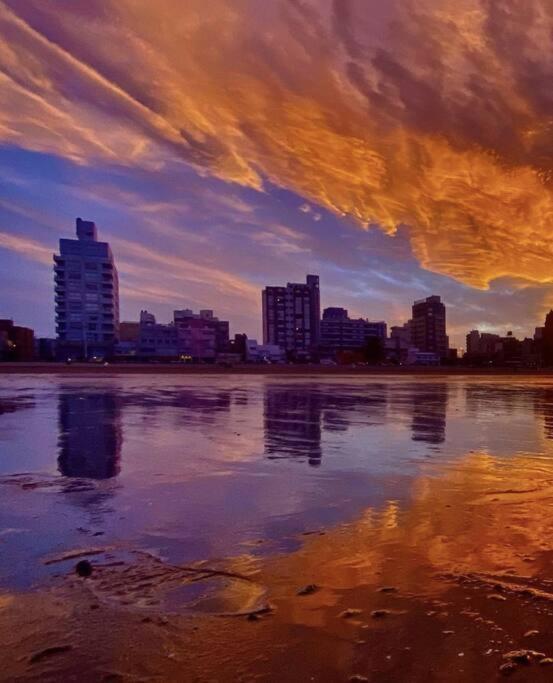 Pequena Casa De Troncos, Detras De Casa Principal No Trabajo Con Tarjeta De Credito ปูแอร์โตมาดริน ภายนอก รูปภาพ