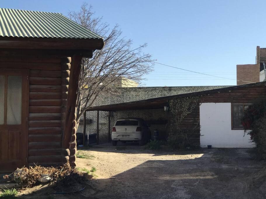 Pequena Casa De Troncos, Detras De Casa Principal No Trabajo Con Tarjeta De Credito ปูแอร์โตมาดริน ภายนอก รูปภาพ
